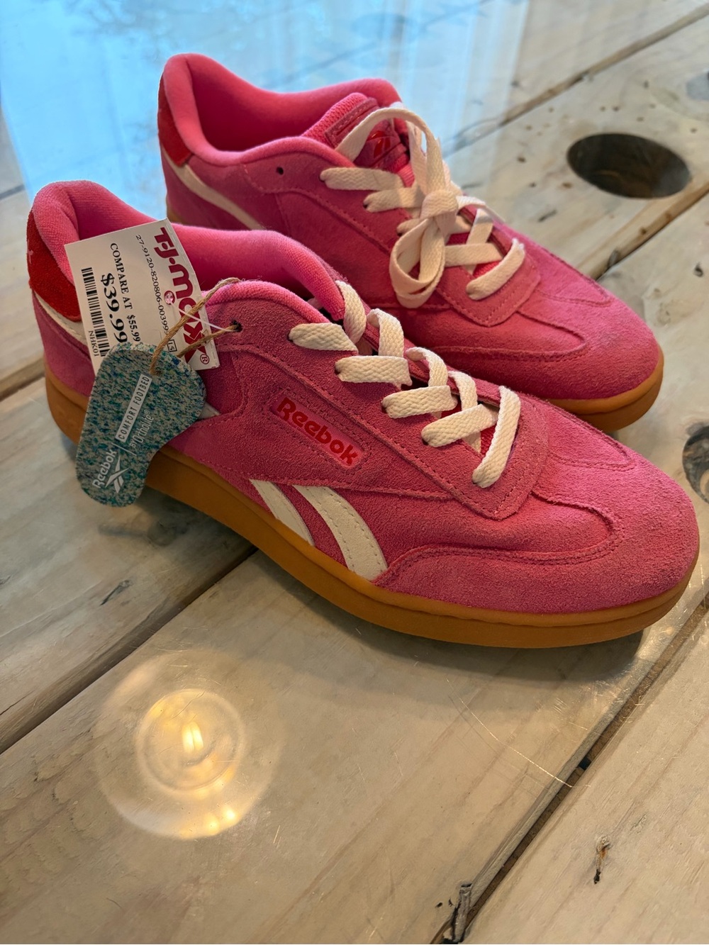Reebok Ladies Pink Suede Forte Sneakers sz 7.5 NWT